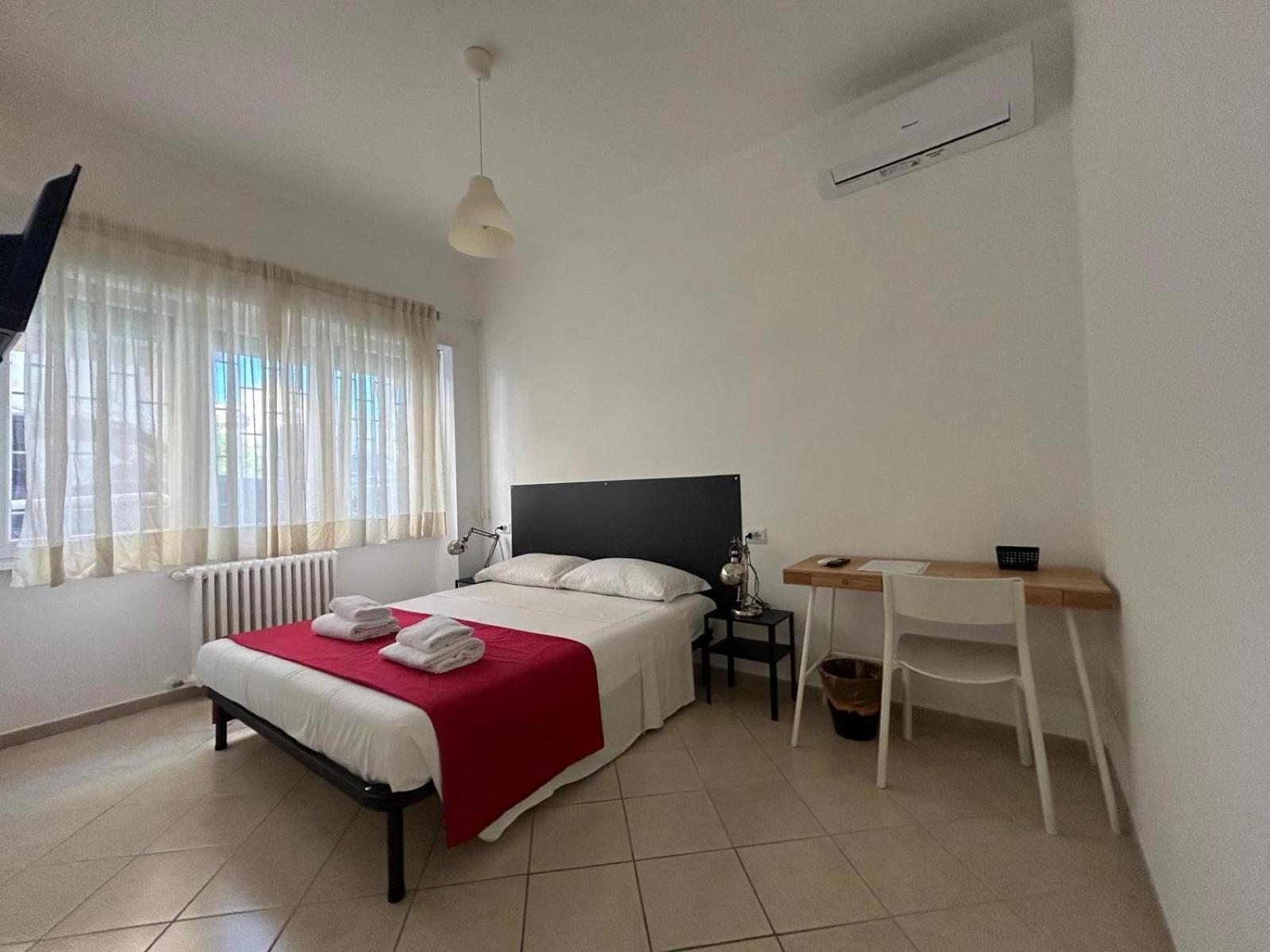 Отель Peppe'S Bed Рим Экстерьер фото