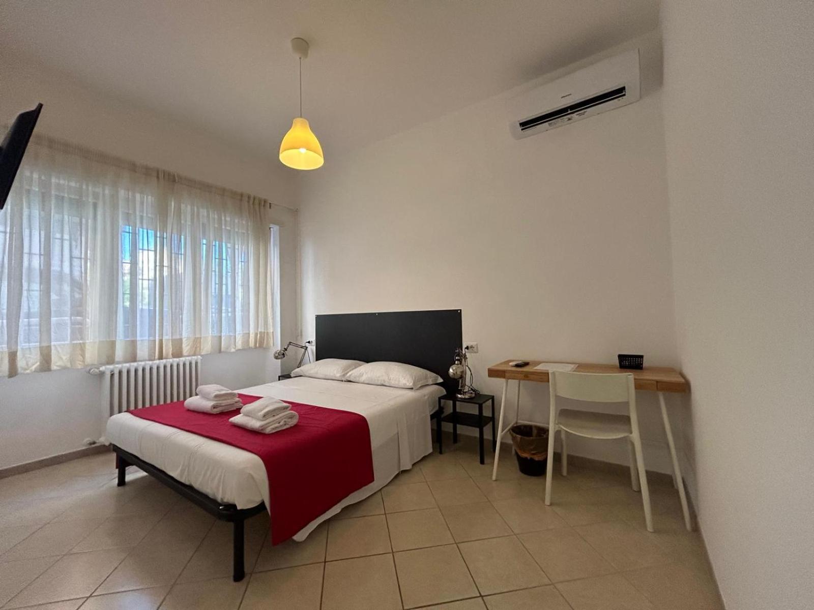 Отель Peppe'S Bed Рим Экстерьер фото