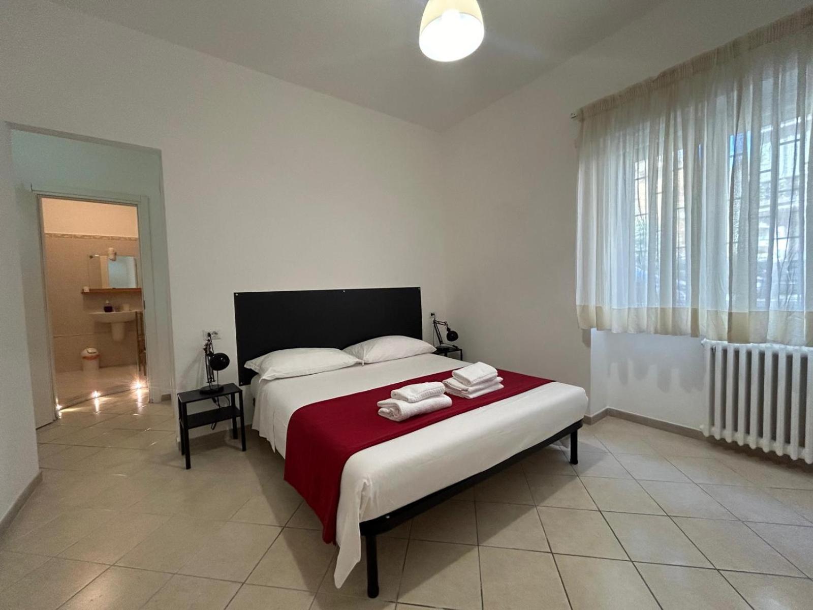 Отель Peppe'S Bed Рим Экстерьер фото