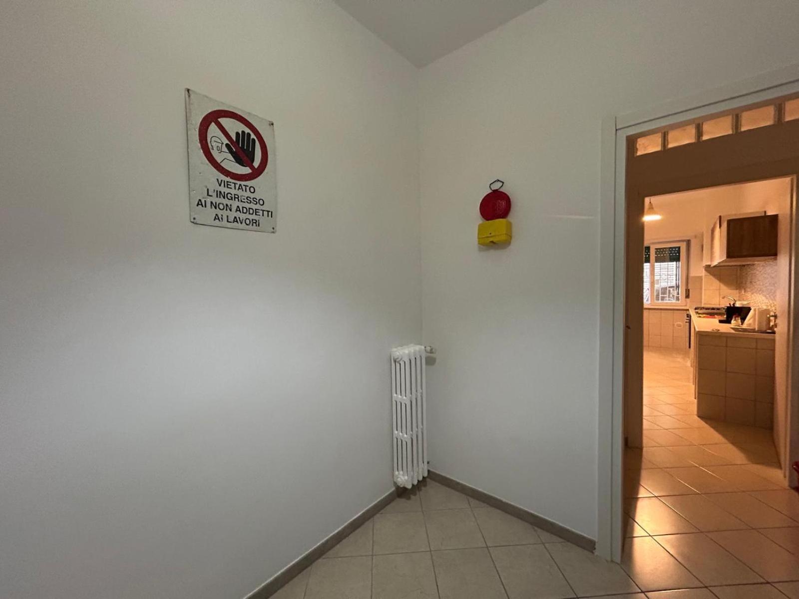 Отель Peppe'S Bed Рим Экстерьер фото